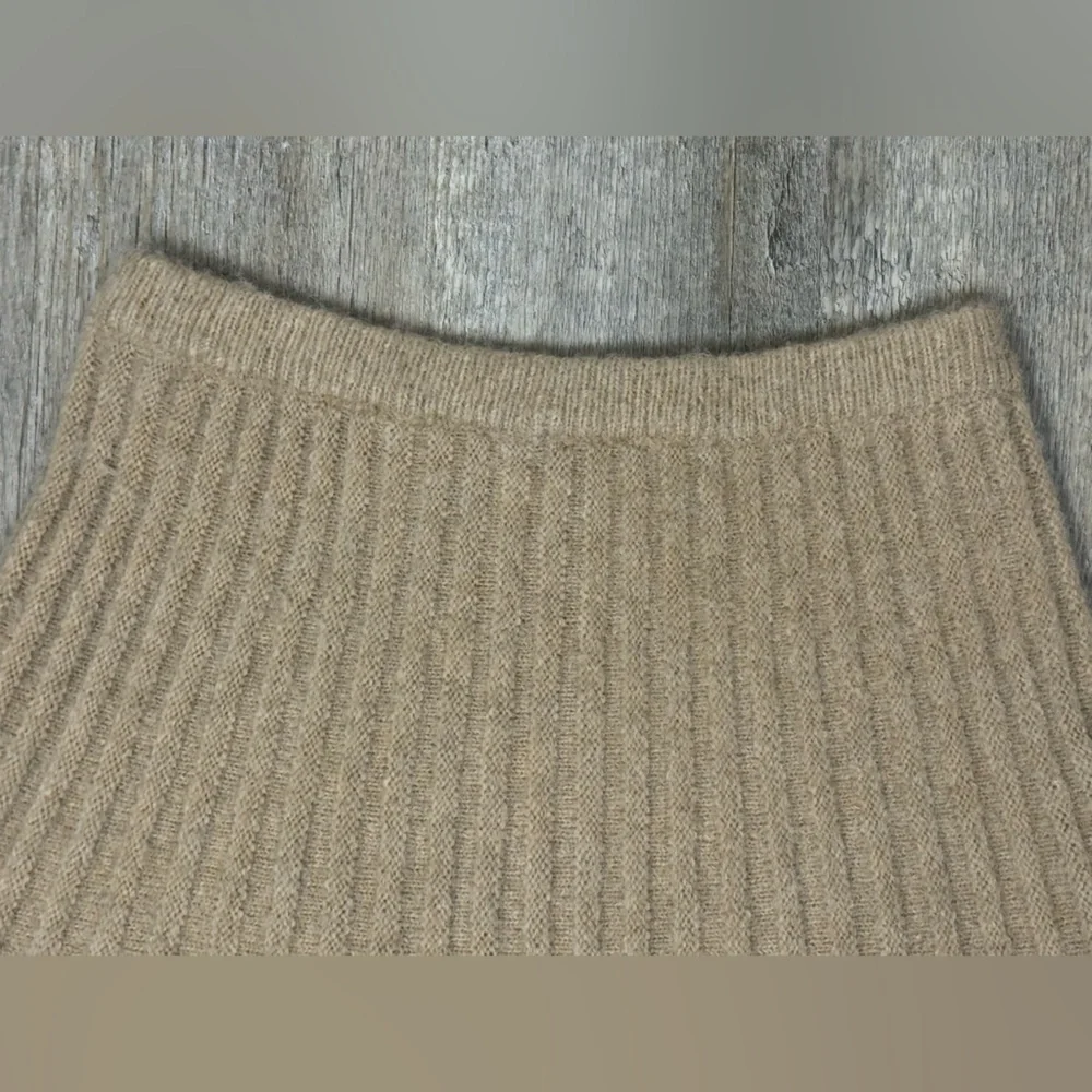 Sophie The Label Cozy Ribbed Skirt, Size L - Picture 3 of 4